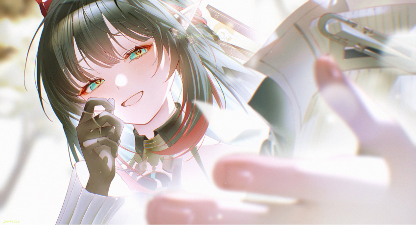 1girl, 1other, arknights, arknights:_endfield, black_coat, black_gloves, black_hair, coat