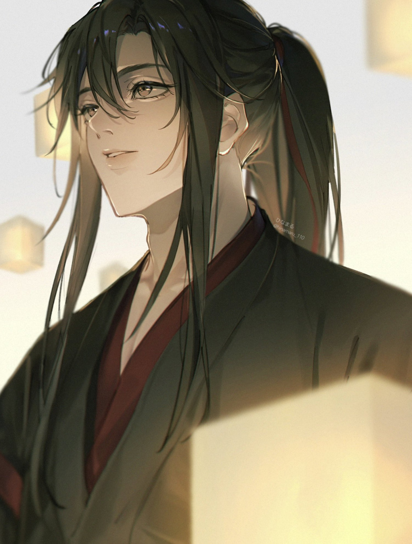 1boy, bishounen, black_hair, black_hanfu, blurry, chinese_clothes, depth_of_field, eyelashes