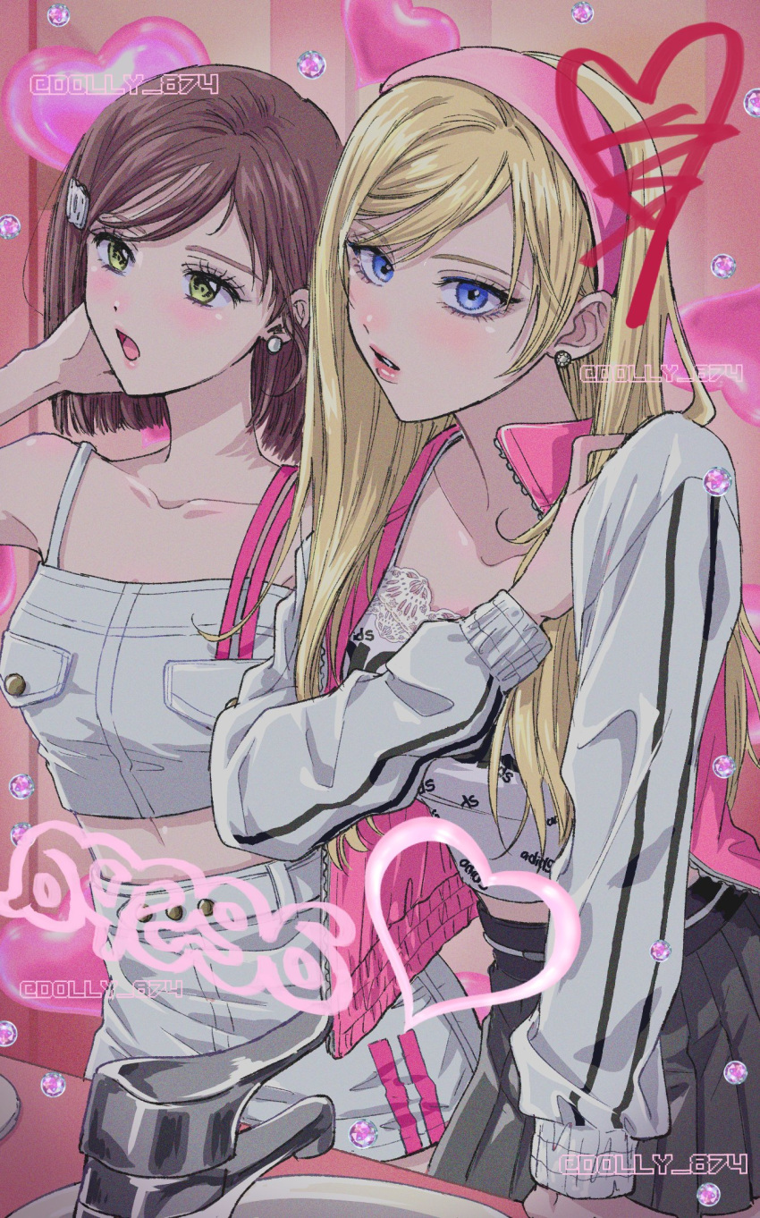 2girls, aespa, black_skirt, blonde_hair, blue_eyes, brown_hair, commentary, dolly_874, earrings, heart, highres, jewelry, karina_(aespa), long_hair, makeup, mascara, multiple_girls, open_mouth, pink_lips, short_hair, skirt, spicy_(aespa), swept_bangs, twitter_username, white_skirt, winter_(aespa)
