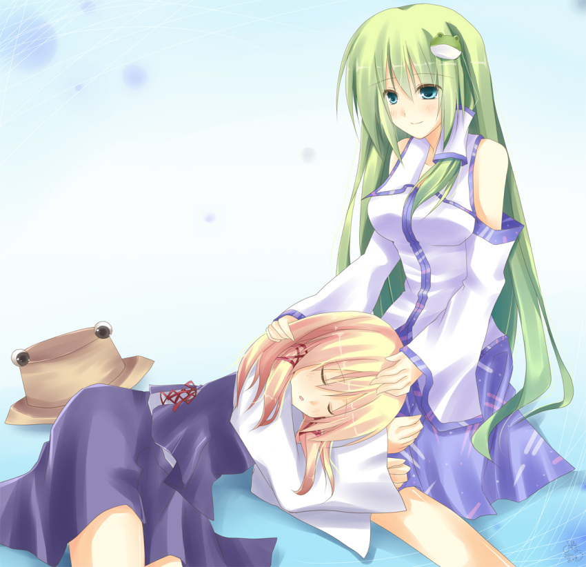 blonde_hair, detached_sleeves, frog, green_eyes, green_hair, hair_tubes, hat, hat_removed