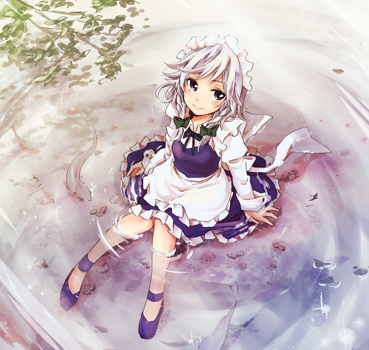 braid, feet_in_water, fish, grey_eyes, izayoi_sakuya, maid, maid_headdress, makuwauri