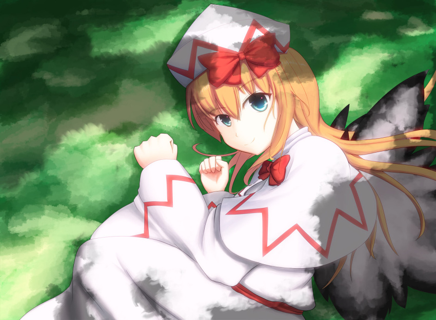 agent_(artist), agent_(ikuoikuo), blonde_hair, blue_eyes, bow, fetal_position, grass, hat