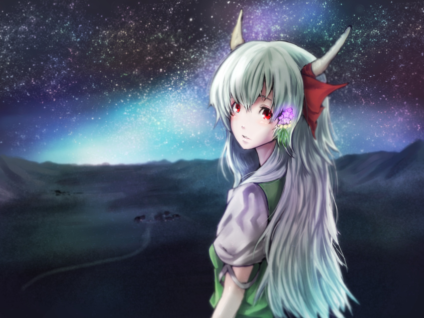 baten_(gei-vorugu), blurry, bust, depth_of_field, ex-keine, flower, glowing, hair_flower, hair_ornament, highres, horns, kamishirasawa_keine, looking_at_viewer, night, red_eyes, scenery, sky, solo, star_(sky), starry_sky, touhou, turning, umaten, village, wallpaper