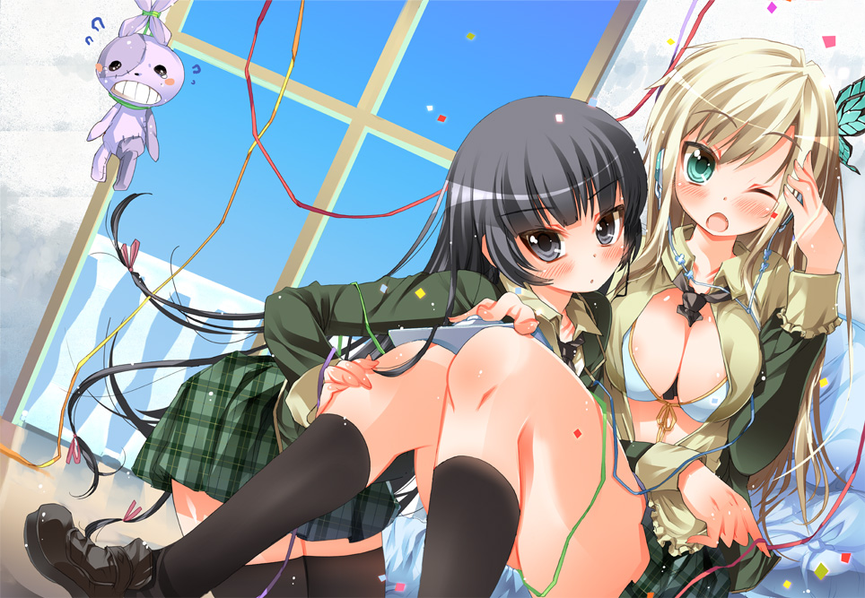 aqua_eyes, bikini, black_eyes, black_hair, black_legwear, blonde_hair, blush, boku_wa_tomodachi_ga_sukunai