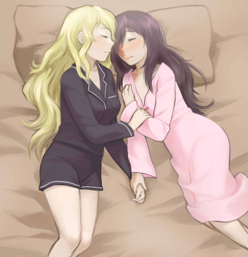 bed, blonde_hair, hair_down, hair_over_one_eye, hand_holding, holding_hands, ikezawa_hanako, katawa_shoujo