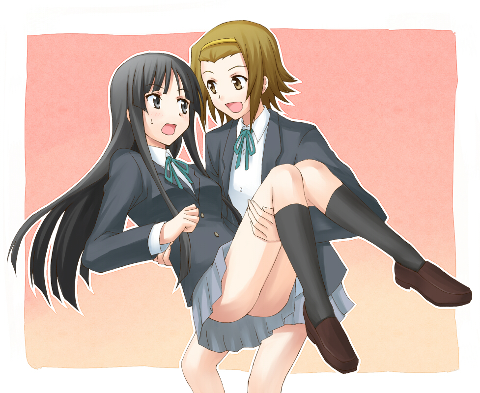 akiyama_mio, black_eyes, black_hair, brown_eyes, brown_hair, carrying, k-on!, long_hair