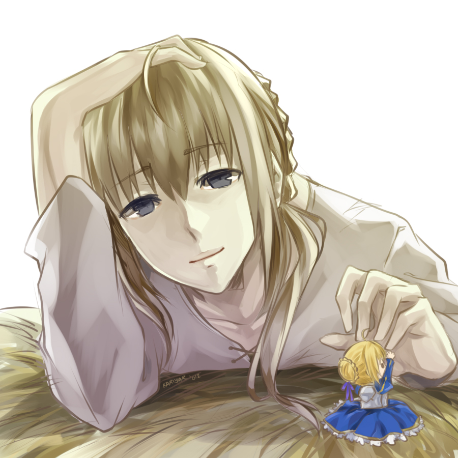 ahoge, blonde_hair, blue_eyes, character_doll, dress, fate/stay_night, fate_(series), hair_bun