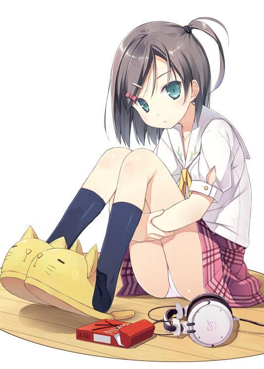 black_hair, black_legwear, blue_eyes, cat_slippers, hair_ornament, hairclip, headphones, hentai_ouji_to_warawanai_neko