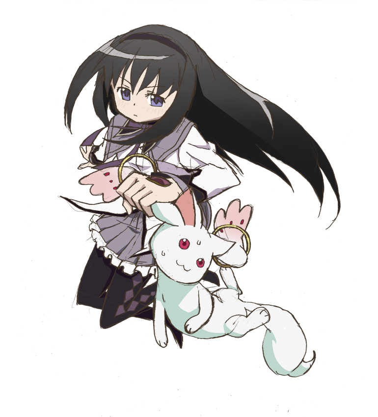 akemi_homura, black_hair, hairband, holding, konnota, kyubey, mahou_shoujo_madoka_magica, pantyhose