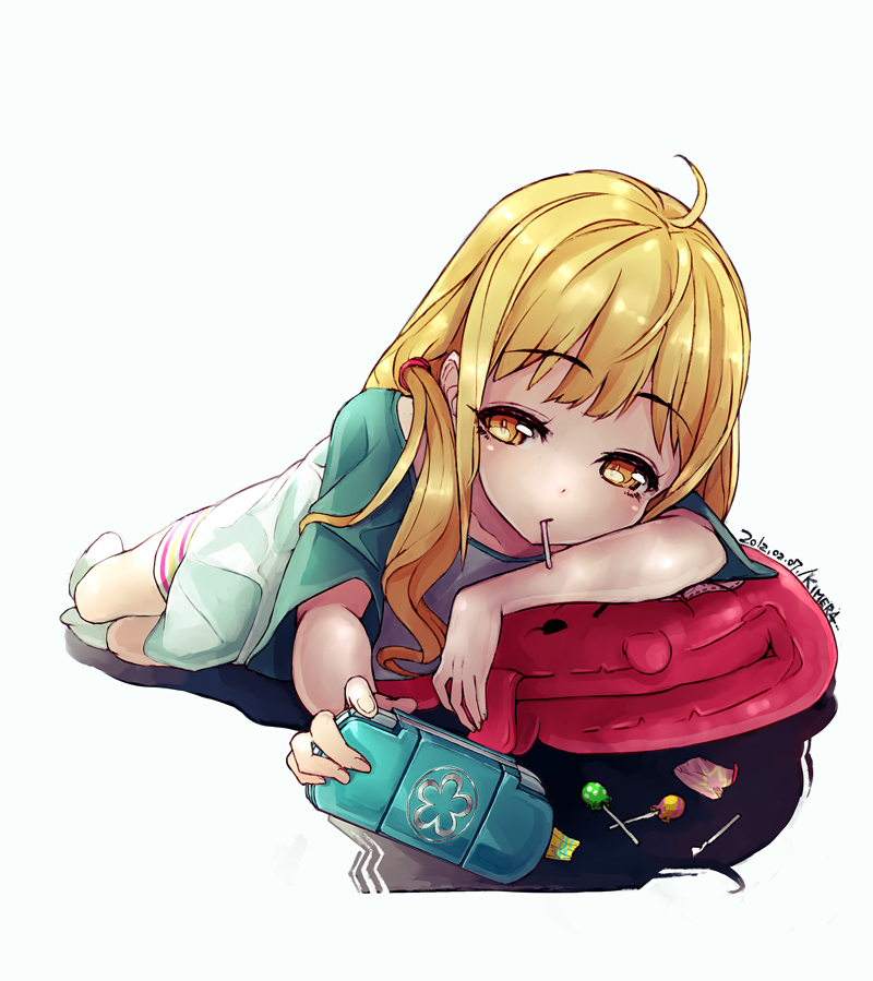 ahoge, bad_id, bike_shorts, blonde_hair, candy, expressionless, futaba_anzu, idolmaster