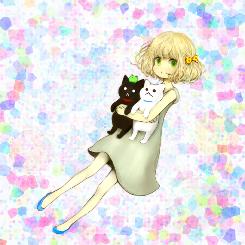 :<, blonde_hair, bow, cat, dress, green_eyes, hair_bow, highres