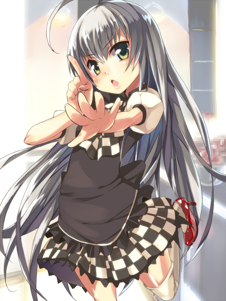 ahoge, checkered, checkered_skirt, green_eyes, haiyore!_nyaruko-san, long_hair, nyarlathotep_(nyaruko-san), on_one_leg