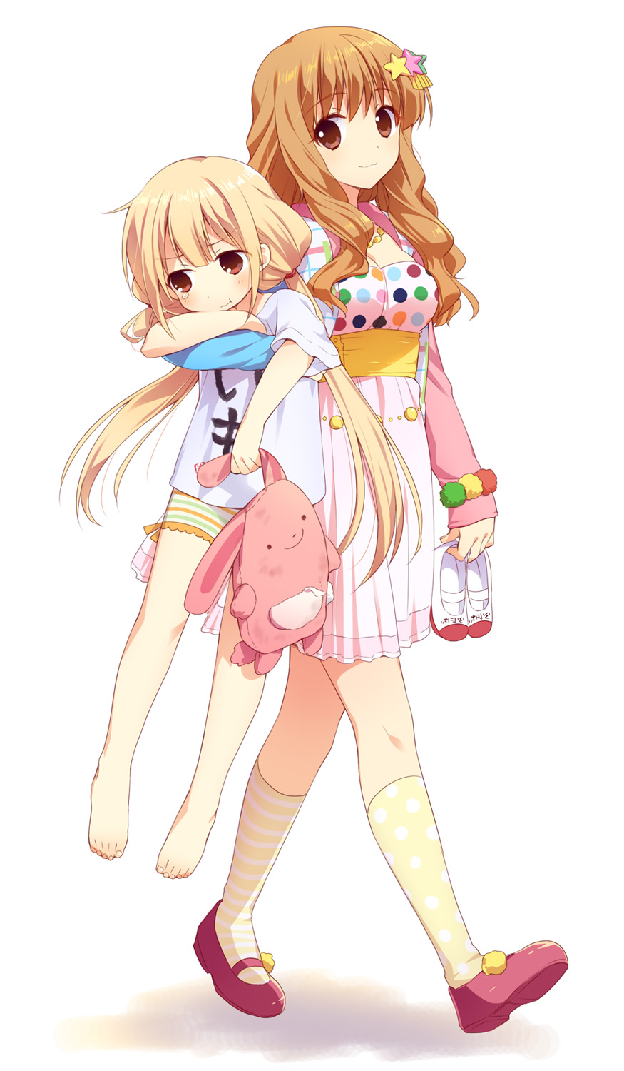 :3, :t, barefoot, bike_shorts, blonde_hair, breasts, brown_eyes, brown_hair