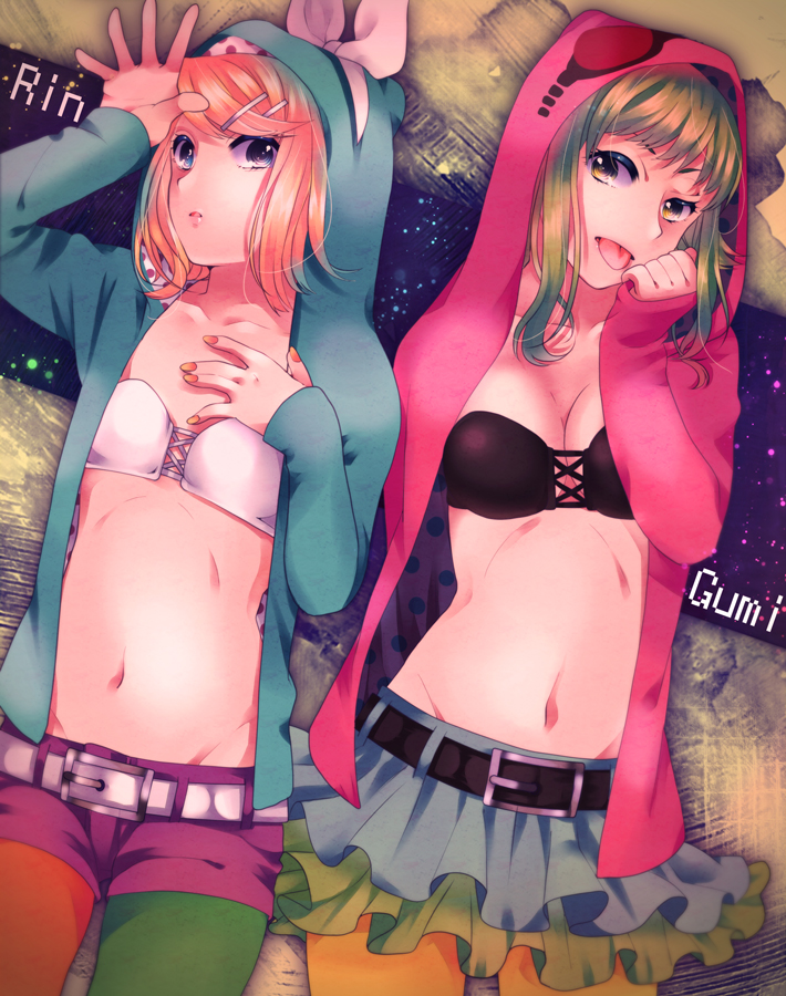 belly, blonde_hair, blue_eyes, green_eyes, green_hair, gumi, hair_ornament, hair_ribbon