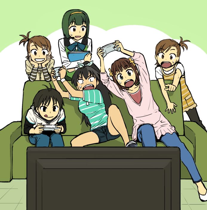 :q, amami_haruka, arms_up, b_suke, black_hair, brown_hair, casual, chin_rest, constricted_pupils, controller, couch, futami_ami, futami_mami, game_controller, ganaha_hibiki, green_hair, grin, idolmaster, idolmaster_sp, jeans, kikuchi_makoto, leaning, long_hair, multiple_girls, nintendo, open_mouth, otonashi_kotori, playing_games, pointing, shirt, short_hair, shorts, smile, striped, striped_shirt, sweatdrop, television, tongue, video_game, wii_u