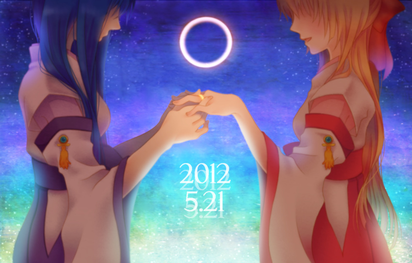 2girls, blonde_hair, blue_hair, dated, detached_sleeves, hair_over_eyes, hand_holding, highres, himemiya_chikane, holding_hands, japanese_clothes, jewelry, kannazuki_no_miko, kurusugawa_himeko, long_hair, miko, multiple_girls, profile, ring, solar_eclipse, tommy_(95_tamaki_1207), yuri