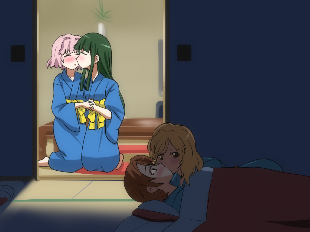 aizawa_natsumi, bangs, blonde_hair, blunt_bangs, blush, closed_eyes, eyes_closed, futon, green_hair, hanaki_yuka, hand_holding, holding_hands, japanese_clothes, karuta_(karuta01), kimono, kiss, kneeling, long_hair, lying, mizukoshi_saki, multiple_girls, natsuiro_kiseki, orange_eyes, orange_hair, pink_hair, profile, short_hair, tamaki_rinko, tatami, yukata, yuri