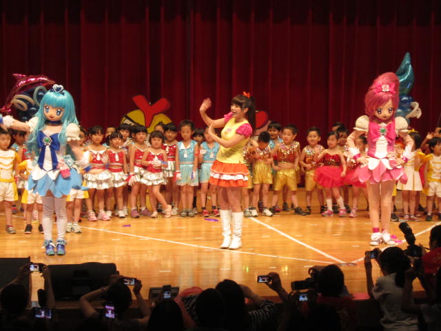 3girls, animegao, blue_eyes, blue_hair, camera, cure_blossom, cure_marine, dancing