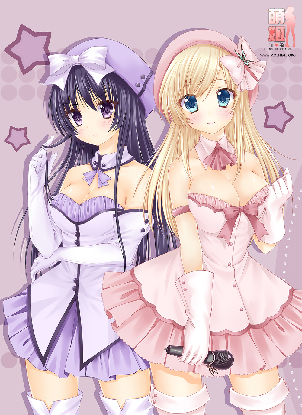 black_hair, blonde_hair, blue_eyes, boku_wa_tomodachi_ga_sukunai, breasts, cleavage, detached_collar, hat, highres, idol, kashiwazaki_sena, long_hair, microphone, mikazuki_yozora, multiple_girls, obiwan, purple_eyes, violet_eyes
