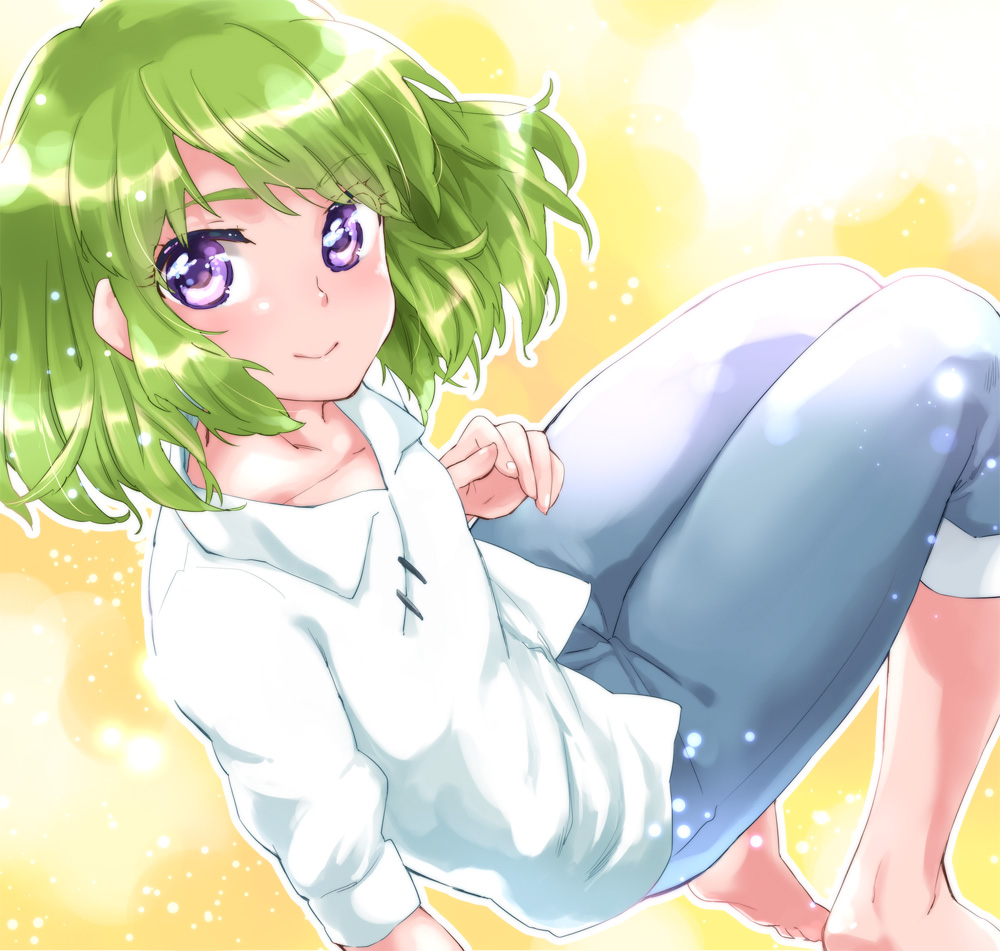 barefoot, beyblade, blush, capri_pants, green_hair, jeans, looking_at_viewer, mutou_(canaria)