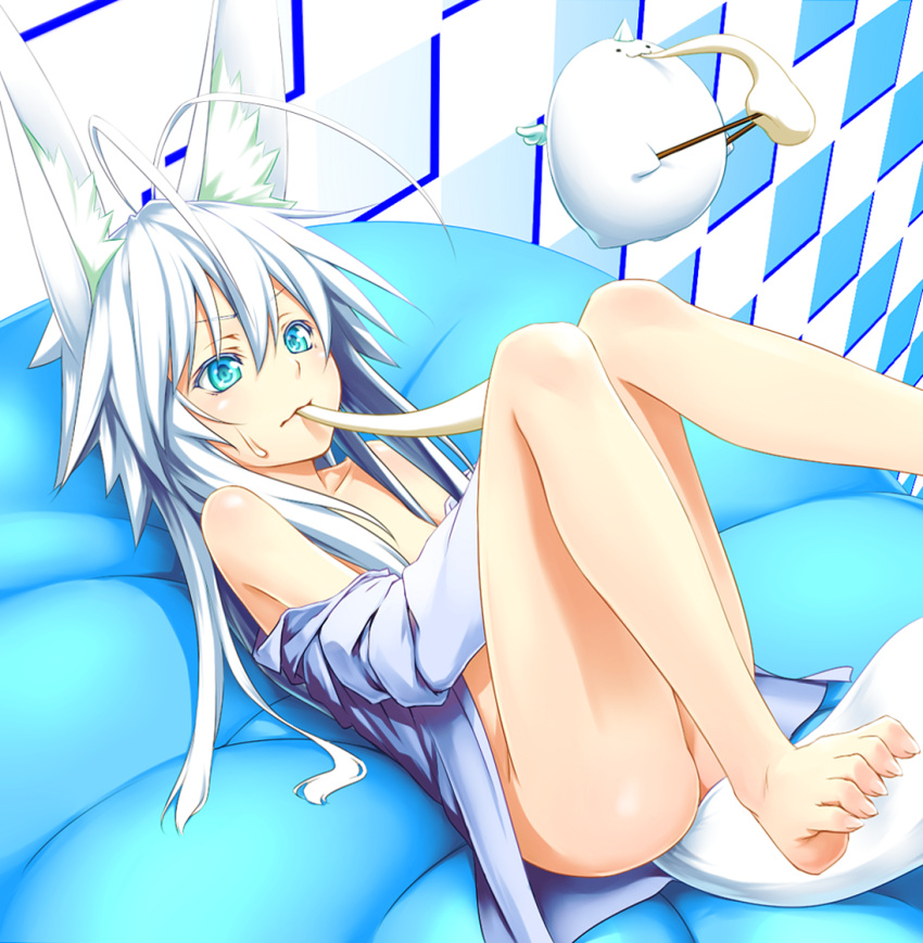 :3, antenna_hair, bare_shoulders, blue_eyes, bottomless, eating, feet, kentairui