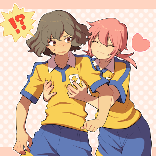 2boys, blush, brown_hair, closed_eyes, eyes_closed, heart, inazuma_eleven, inazuma_eleven_(series)