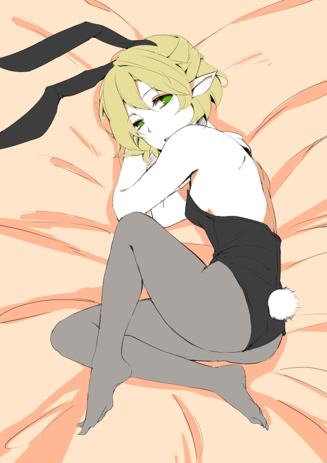 animal_ears, bare_shoulders, black_legwear, blonde_hair, breasts, bunny_ears, bunny_tail, bunnysuit
