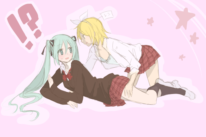 2girls, blonde_hair, blush, crossdressinging, hatsune_miku, highres, kagamine_len, kagamine_rin