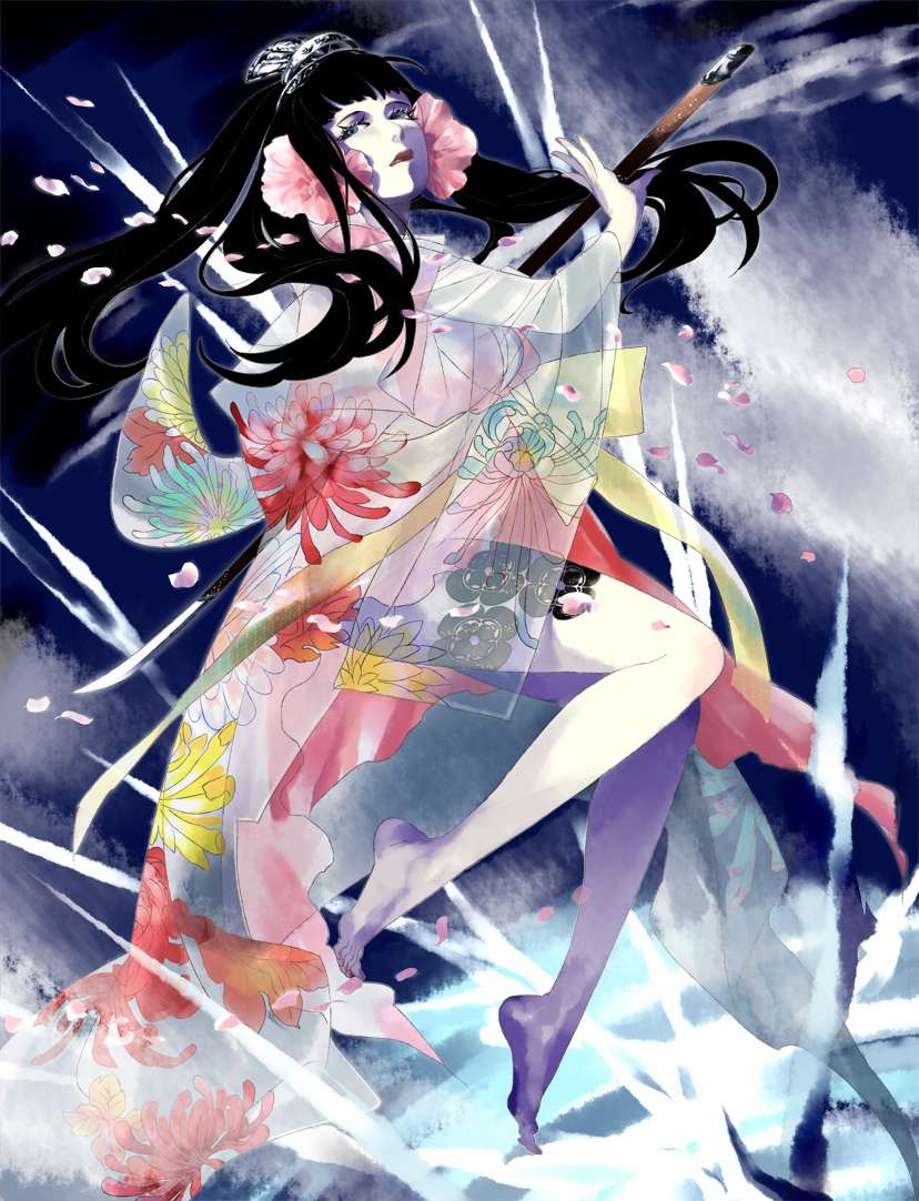 bangs, barefoot, black_hair, blunt_bangs, eyelashes, green_eyes, hair_comb, koshoushou