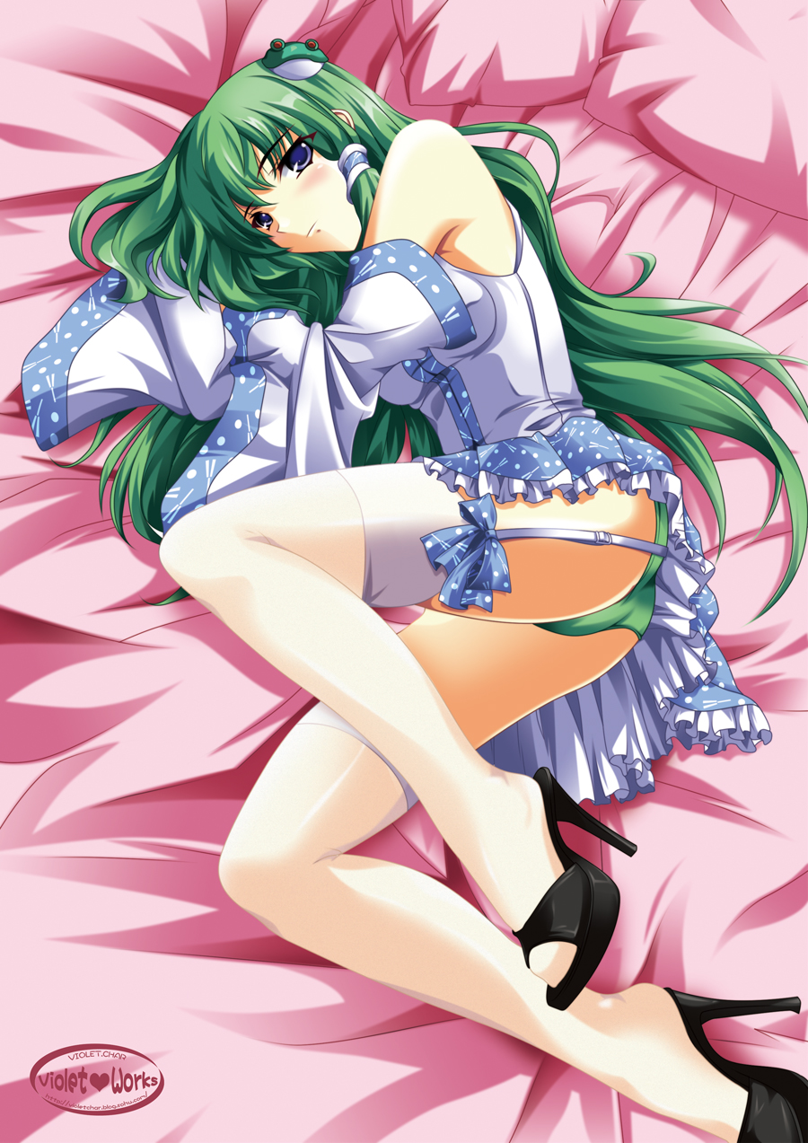 bare_shoulders, blue_eyes, blush, detached_sleeves, frog, garter_belt, garter_straps, green_hair