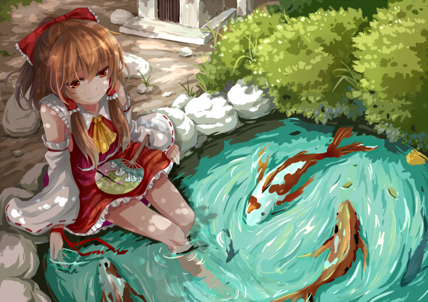 bow, brown_eyes, brown_hair, detached_sleeves, fan, feet_in_water, hair_bow, hair_tubes