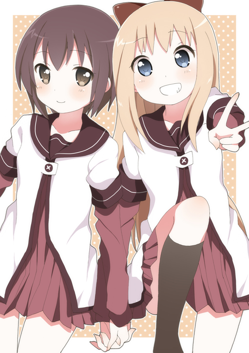 black_hair, black_legwear, blonde_hair, bow, collarbone, funami_yui, grin, hair_bow