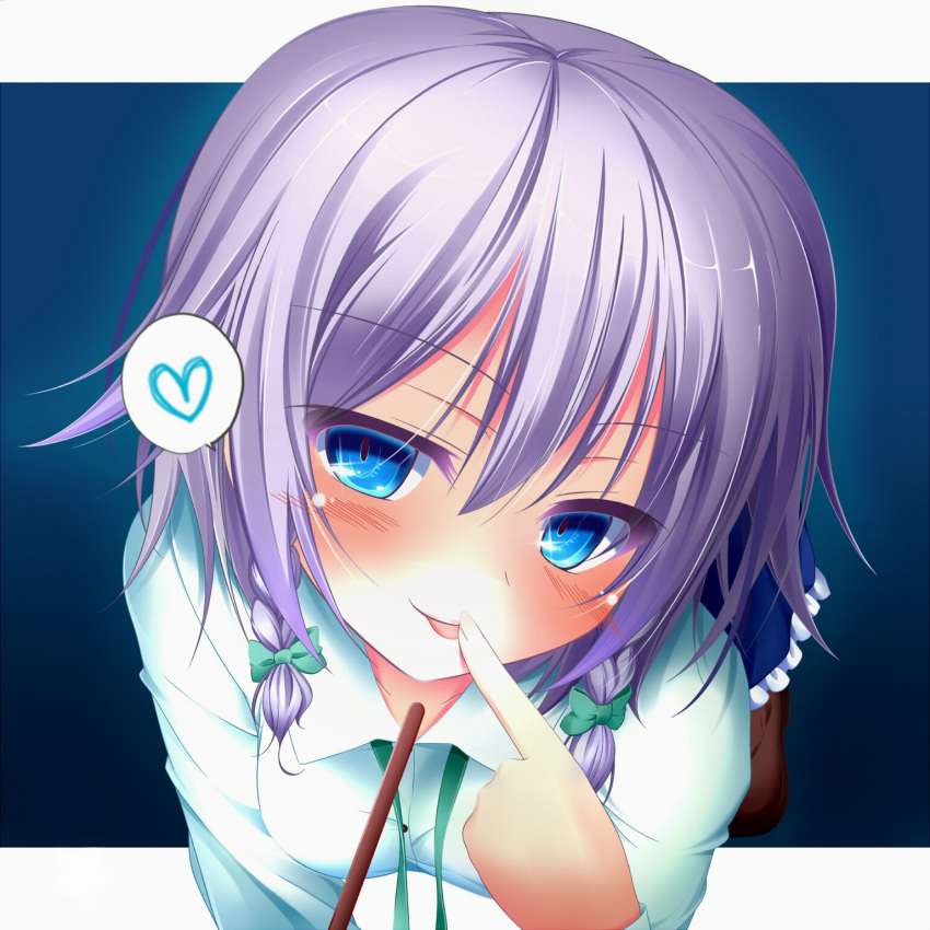 all_fours, blue_eyes, bow, braid, face, gaga, hair_bow, head_tilt