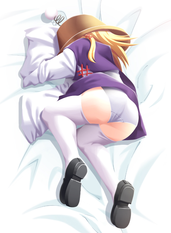 ass, bed_sheet, blonde_hair, dragon_ball, eyes, hat, legs, moriya_suwako