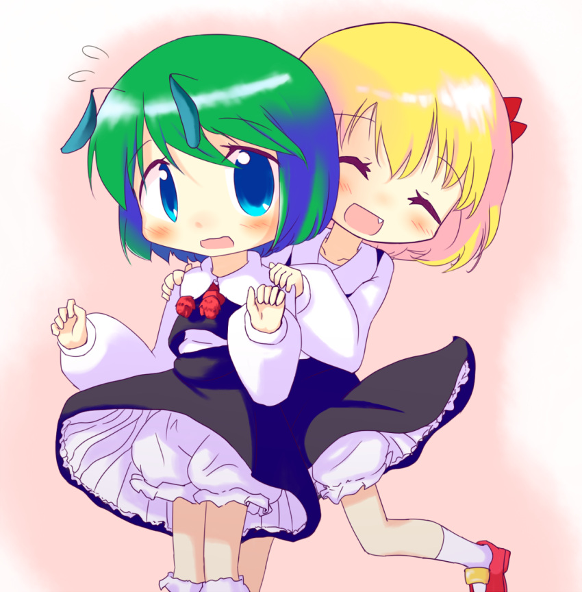 blonde_hair, bloomers, blue_eyes, closed_eyes, eyes_closed, fang, green_hair, hands_on_shoulders, rumia, rumia_(cosplay), sokusoba, touhou, wriggle_nightbug