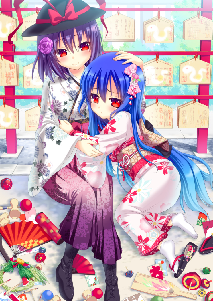 alternate_costume, bamboo-copter, black_legwear, blue_hair, blush, boots, ema, fan, floral_print, flower, folding_fan, furisode, hagoita, hair_flower, hair_ornament, hakama, hanafuda, hand_on_another's_head, hat, hinanawi_tenshi, japanese_clothes, kendama, kimono, long_hair, multiple_girls, nagae_iku, new_year, no_hat, no_headwear, obi, paddle, purple_hair, red_eyes, saki_chisuzu, sandals, shimekazari, short_hair, shrine, sitting, smile, spinning_top, tabi, touhou, toy, white_legwear, yukata, zouri