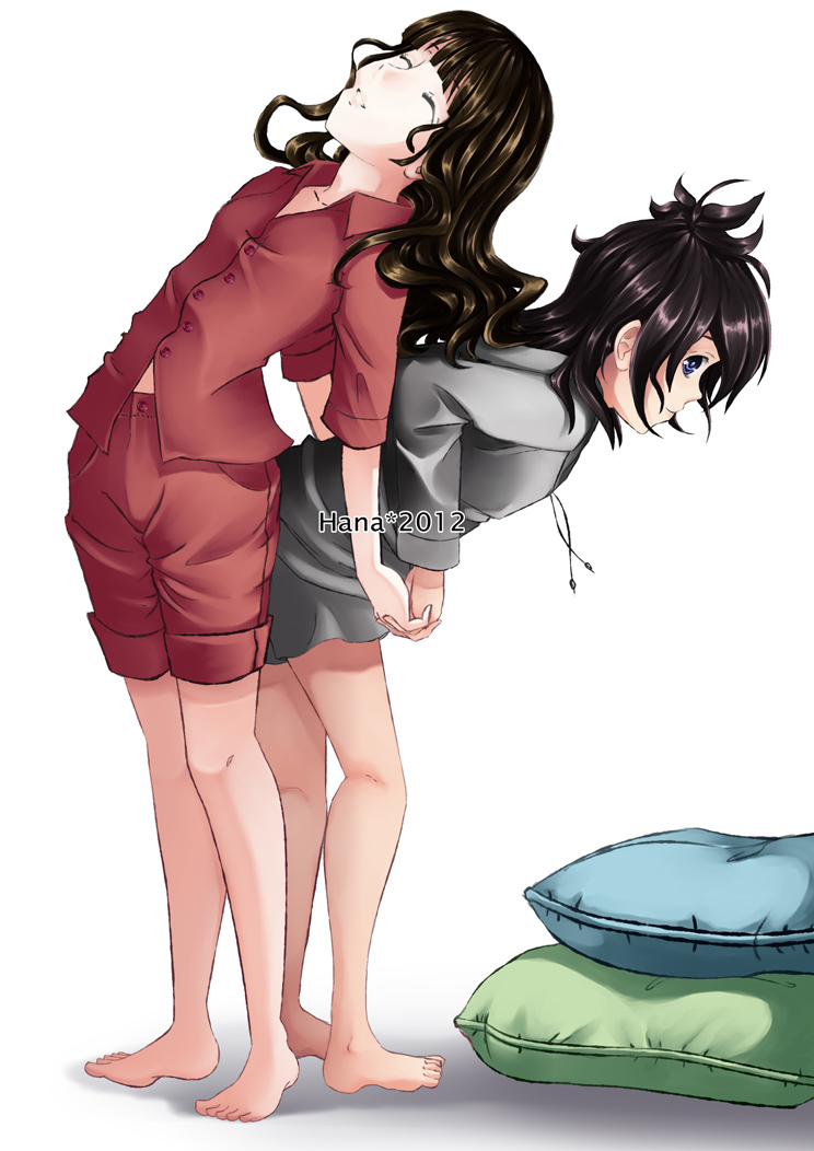 2girls, back-to-back, barefoot, black_hair, black_rock_shooter, blue_eyes, brown_hair, closed_eyes