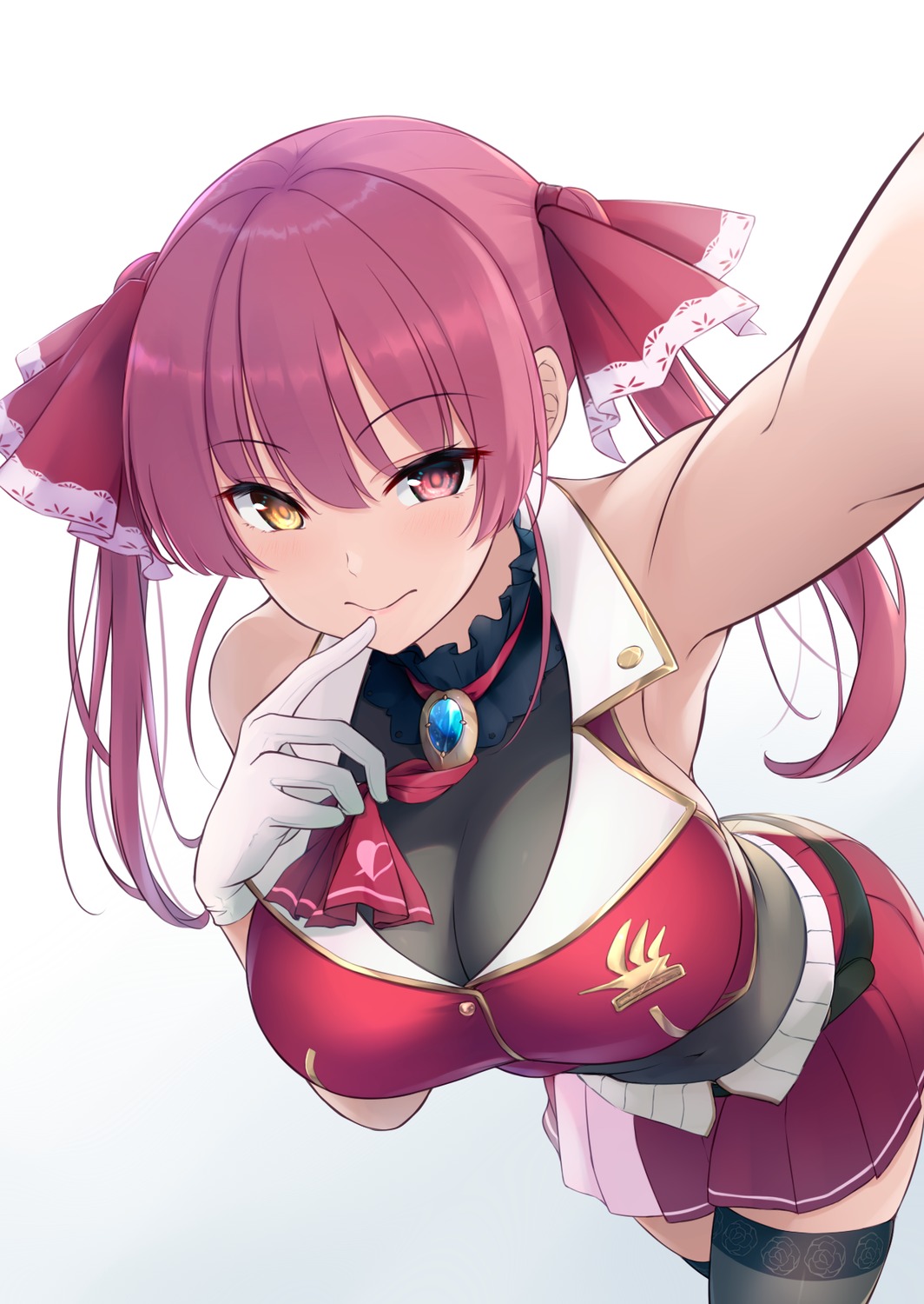 heterochromia, hololive, houshou_marine, selfie, thighhighs, tohoho_(hoshinoyami)