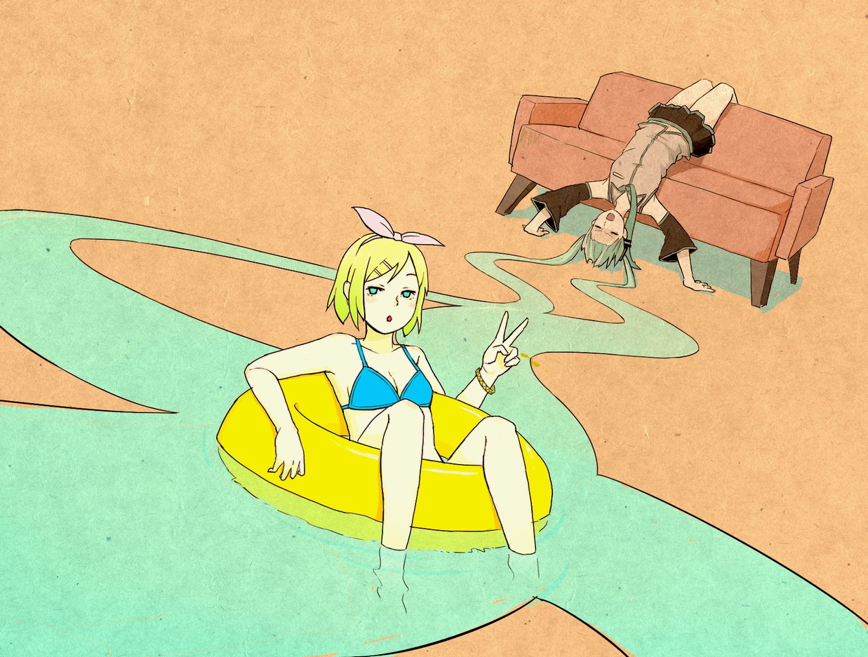 bikini, hatsune_miku, kagamine_rin, nihohe, swimsuits, vocaloid