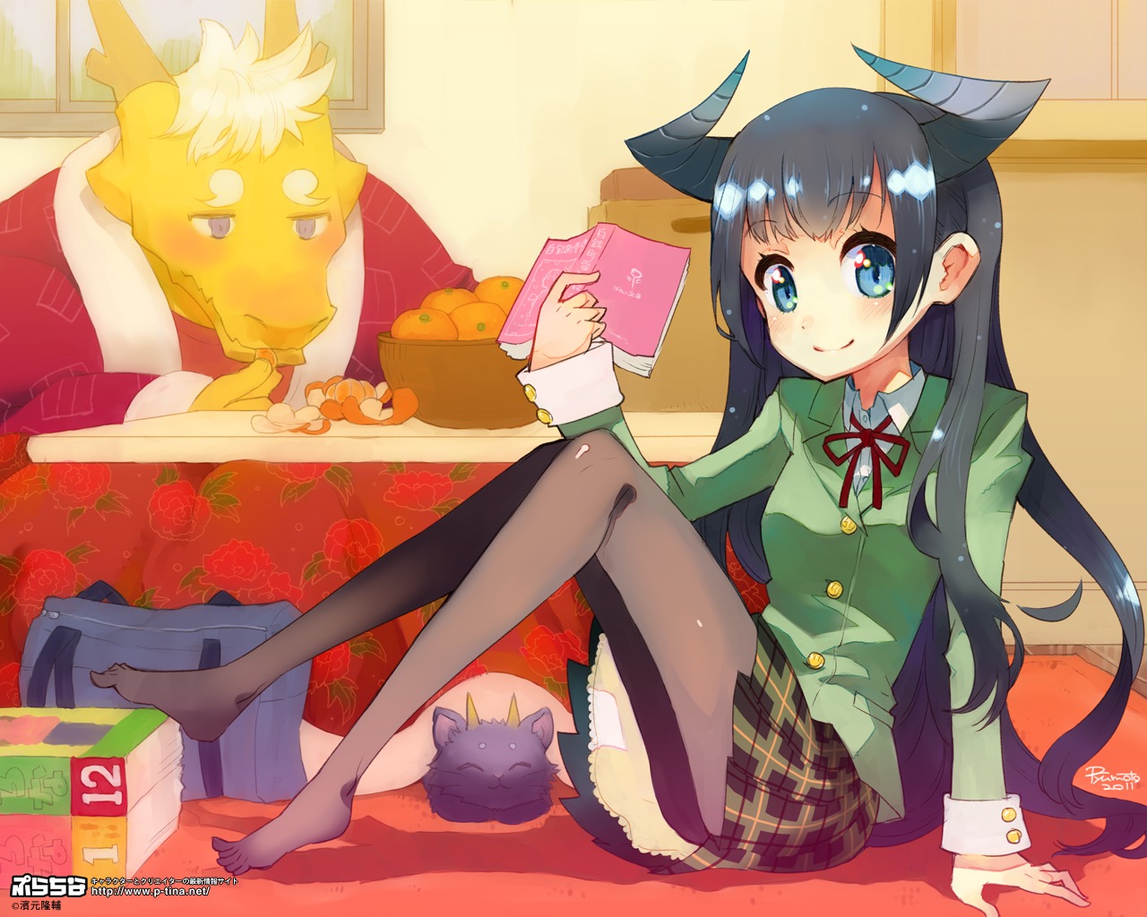 hamamoto_ryuusuke, horns, pantyhose, seifuku, wallpaper