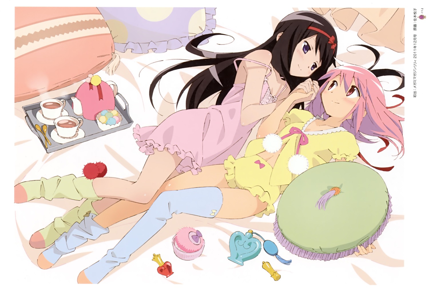 akemi_homura, kaname_madoka, lingerie, mahou_shoujo_madoka_magica, motoyawata_chuuzou, pajama, pantsu, sumimoto_etsuko, thighhighs, yuri