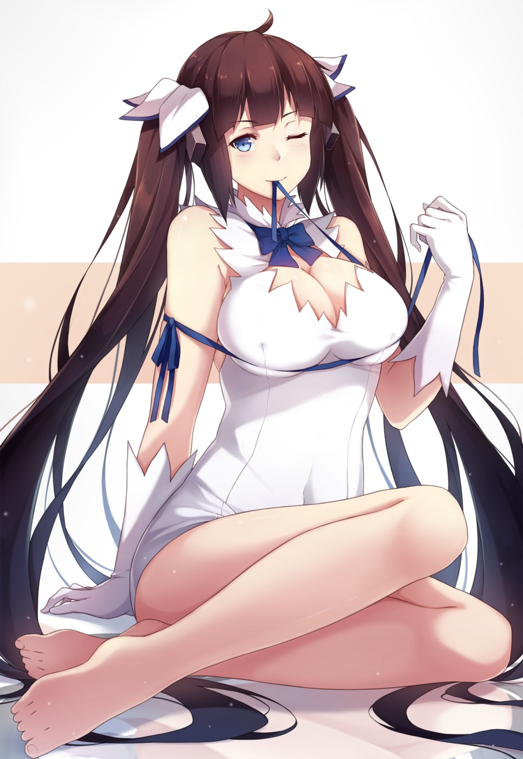 cleavage, dress, dungeon_ni_deai_wo_motomeru_no_wa_machigatteiru_darou_ka, feet, hestia_(danmachi), ng_(chaoschyan), no_bra