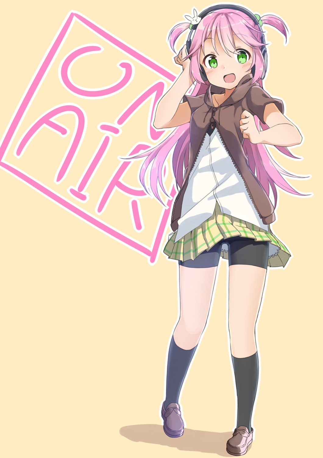 bike_shorts, headphones, sekira_ame
