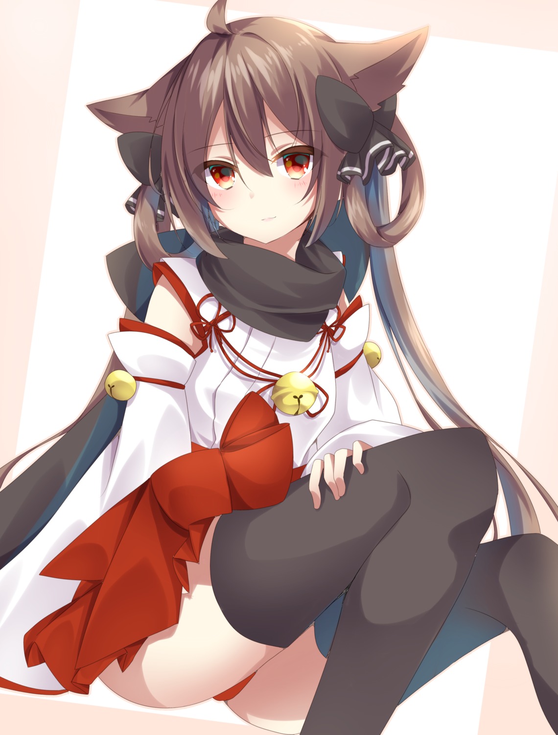amane_tari, animal_ears, miko, nekomimi, pantsu, thighhighs