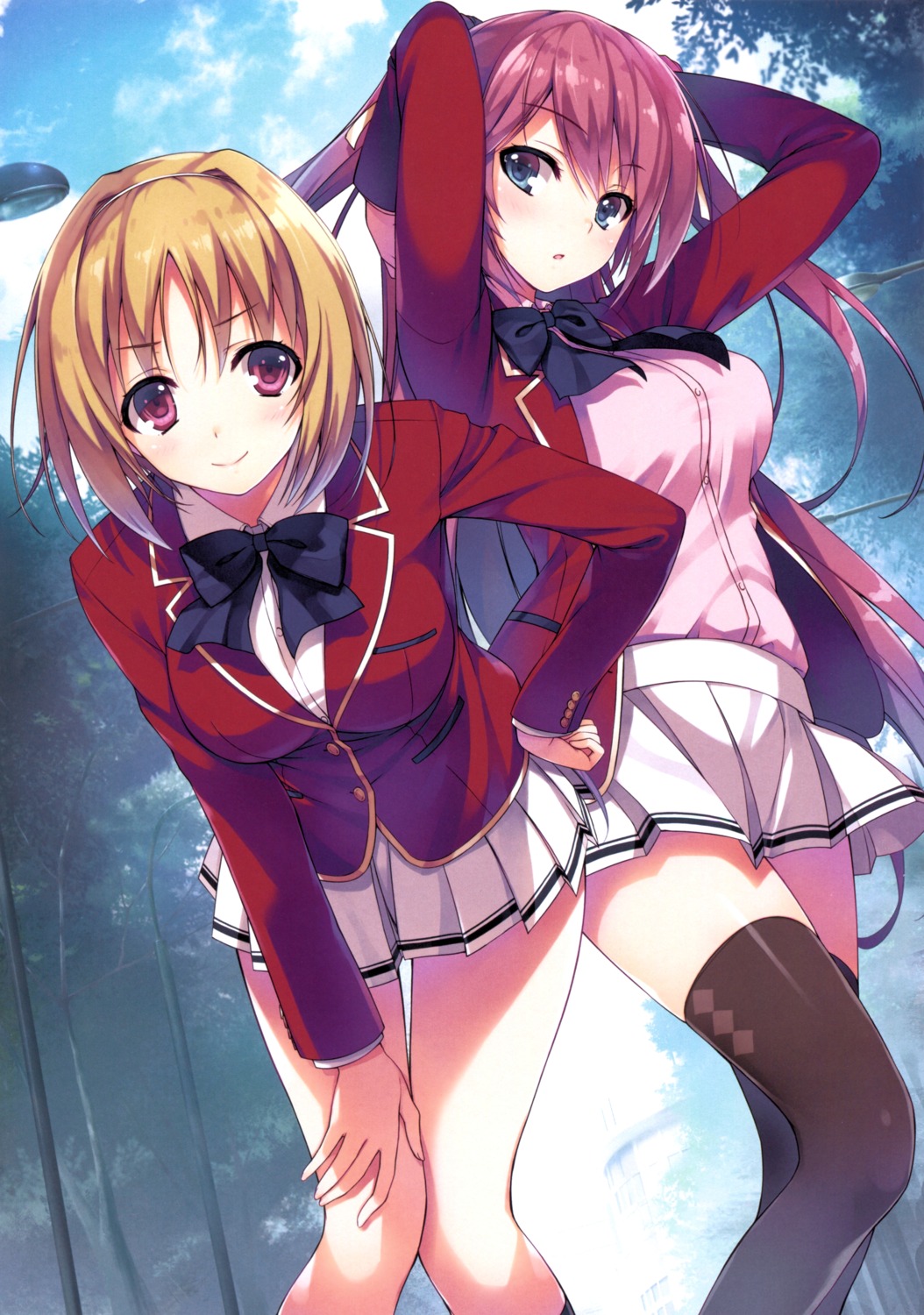 kushida_kikyou, sakura_airi, seifuku, thighhighs, tomose_shunsaku, youkoso_jitsuryoku_shijou_shugi_no_kyoushitsu_e