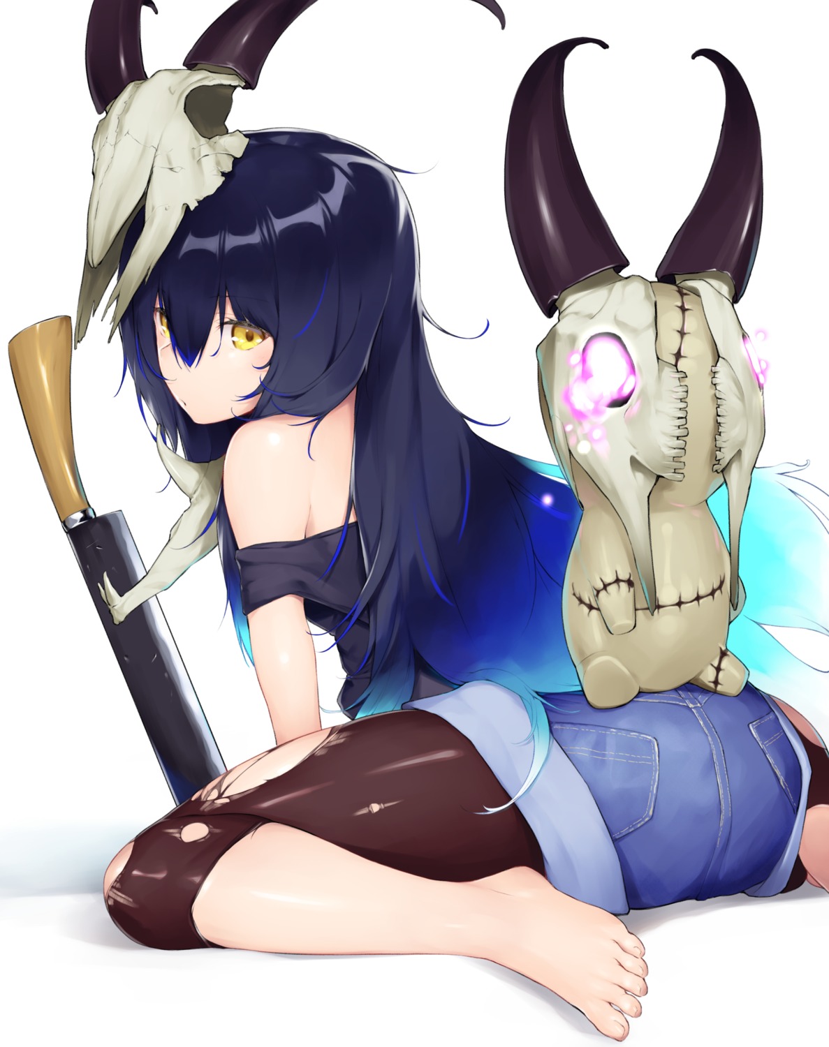 dabuki, feet, horns, torn_clothes, weapon