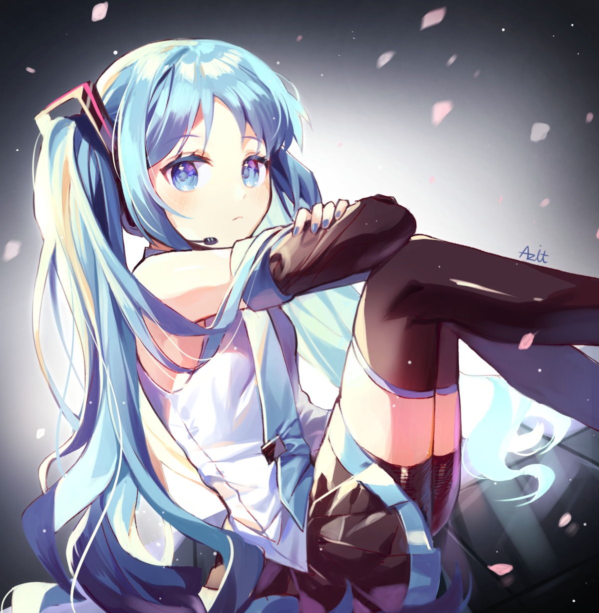 azit_(down), bike_shorts, hatsune_miku, headphones, thighhighs, vocaloid