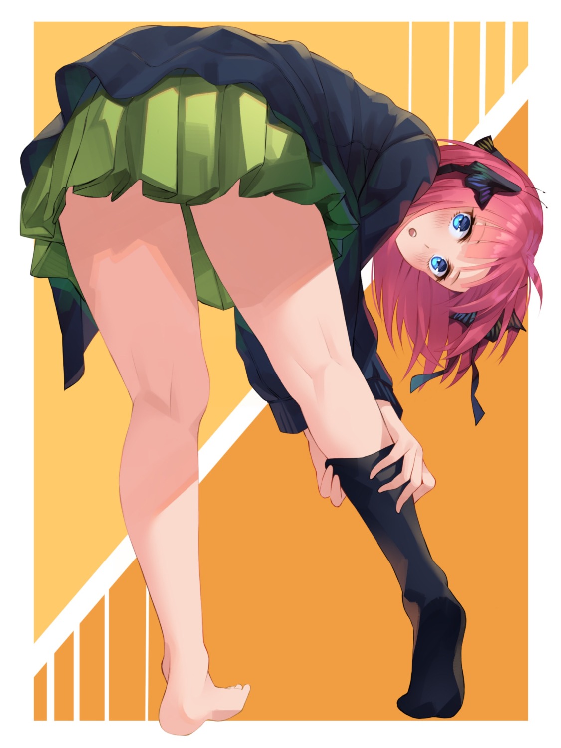 5-toubun_no_hanayome, feet, nakano_nino, seifuku, sweater, to_gemichi