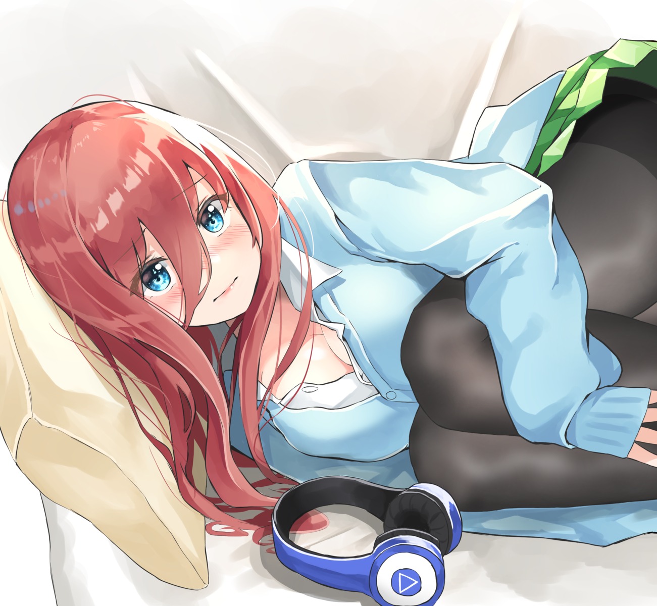 5-toubun_no_hanayome, cleavage, headphones, nakano_miku, open_shirt, pantyhose, purumi, seifuku, skirt_lift, sweater