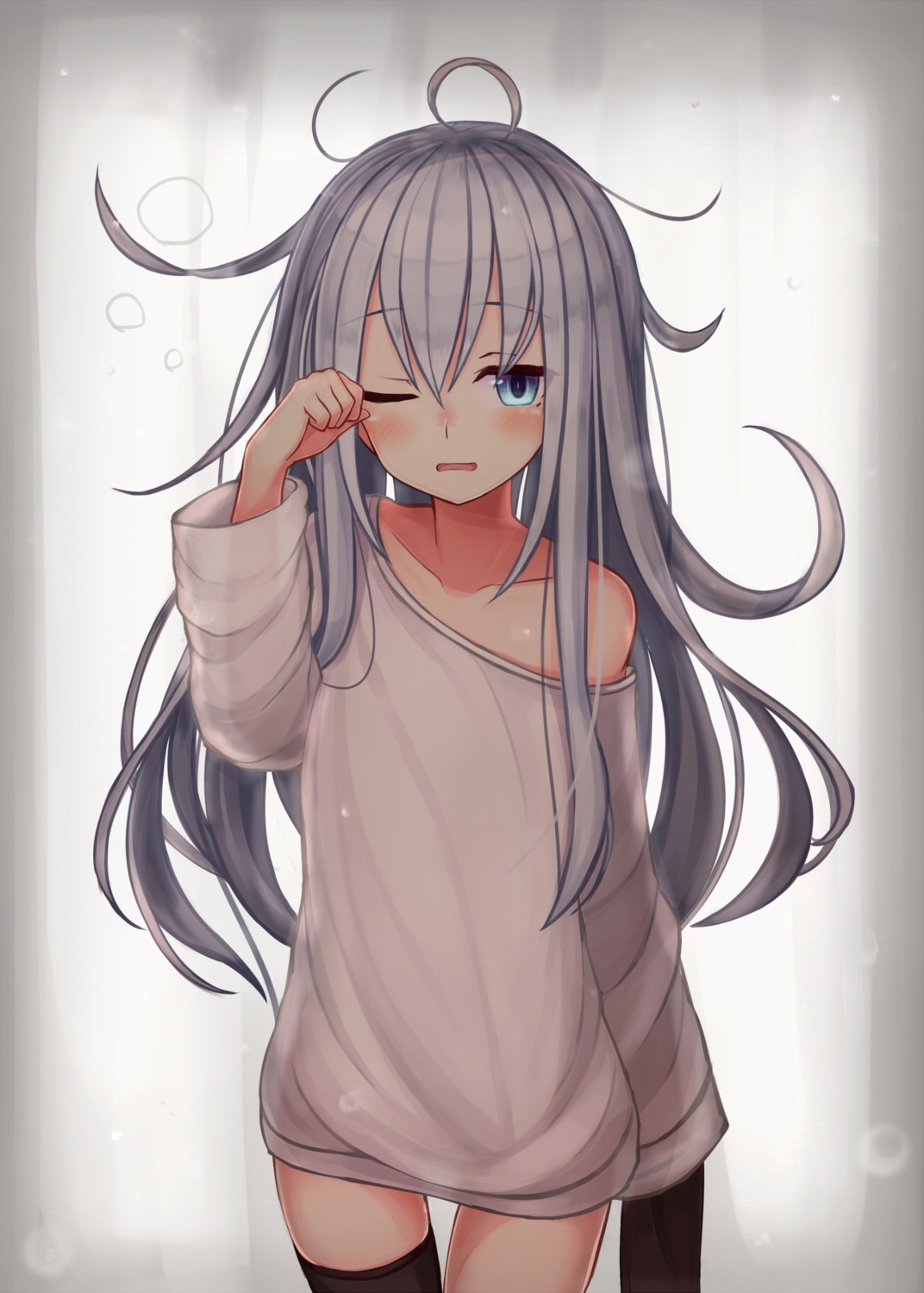 hibiki_(kancolle), kantai_collection, reitou_mikan, thighhighs